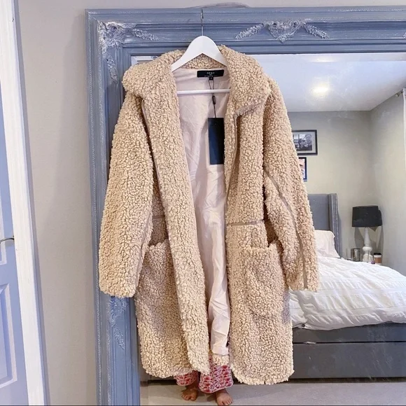 NWT ON PARLE DE VOUS Inter Teddy Zip Up Coat in Beige S - Picture 3 of 6
